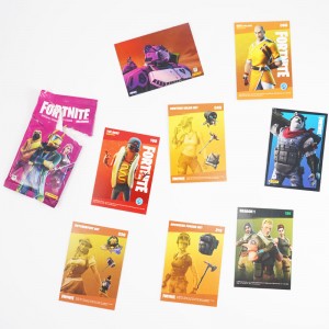 POCHETTE - 8 TRADING CARDS...